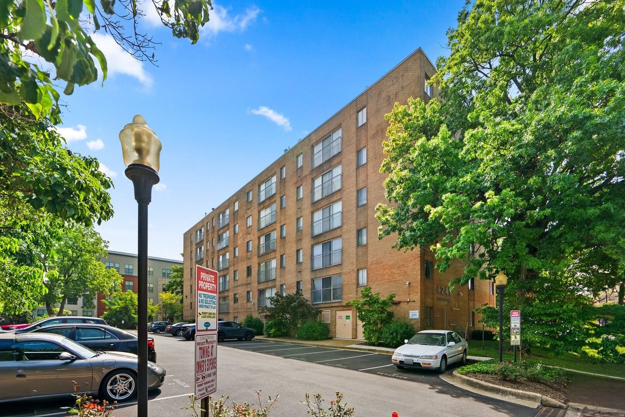 4241 Columbia Pike Apt 101 Arlington, VA 22204