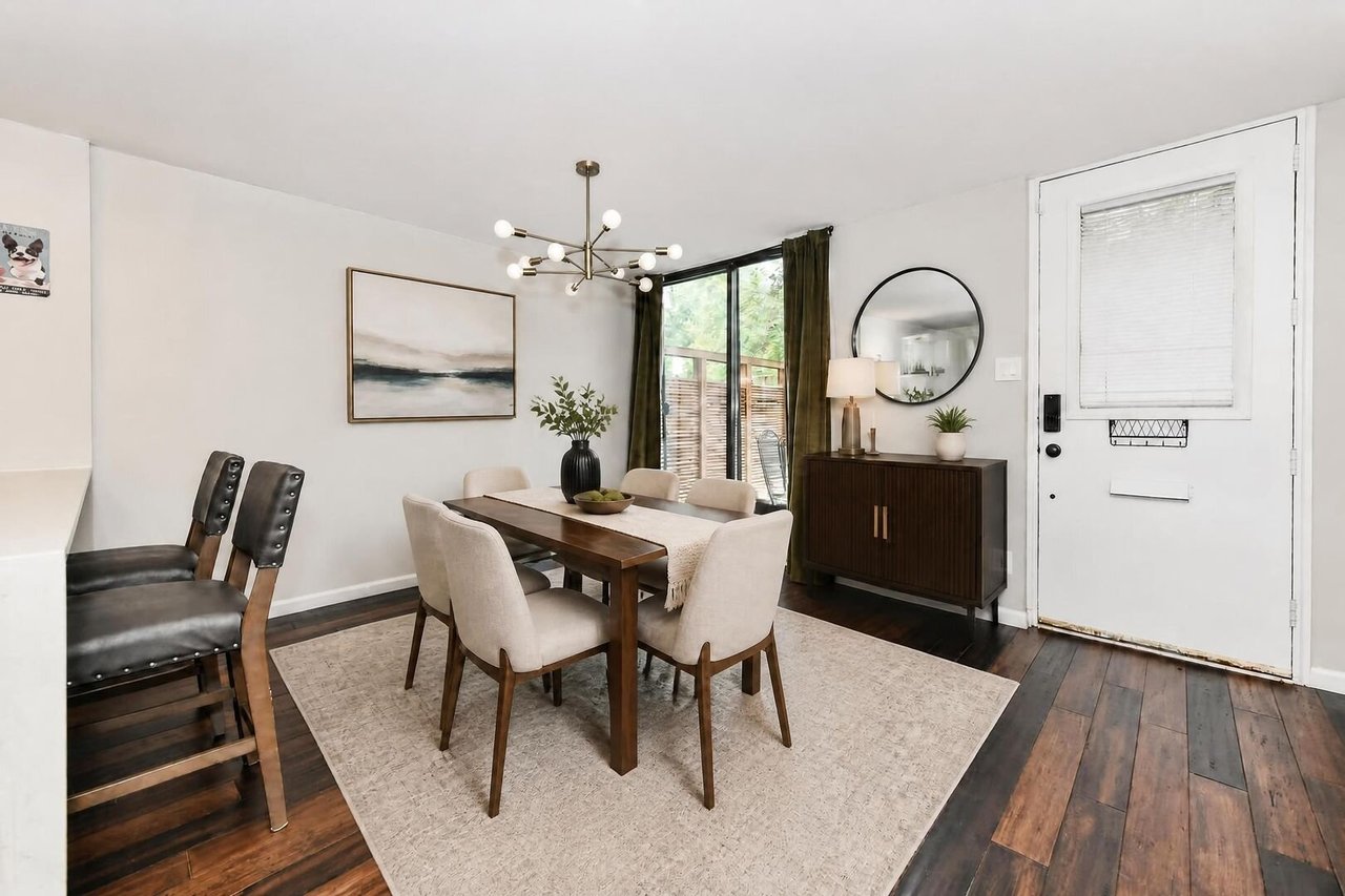 11475 Washington Plz W Reston, VA 20190
