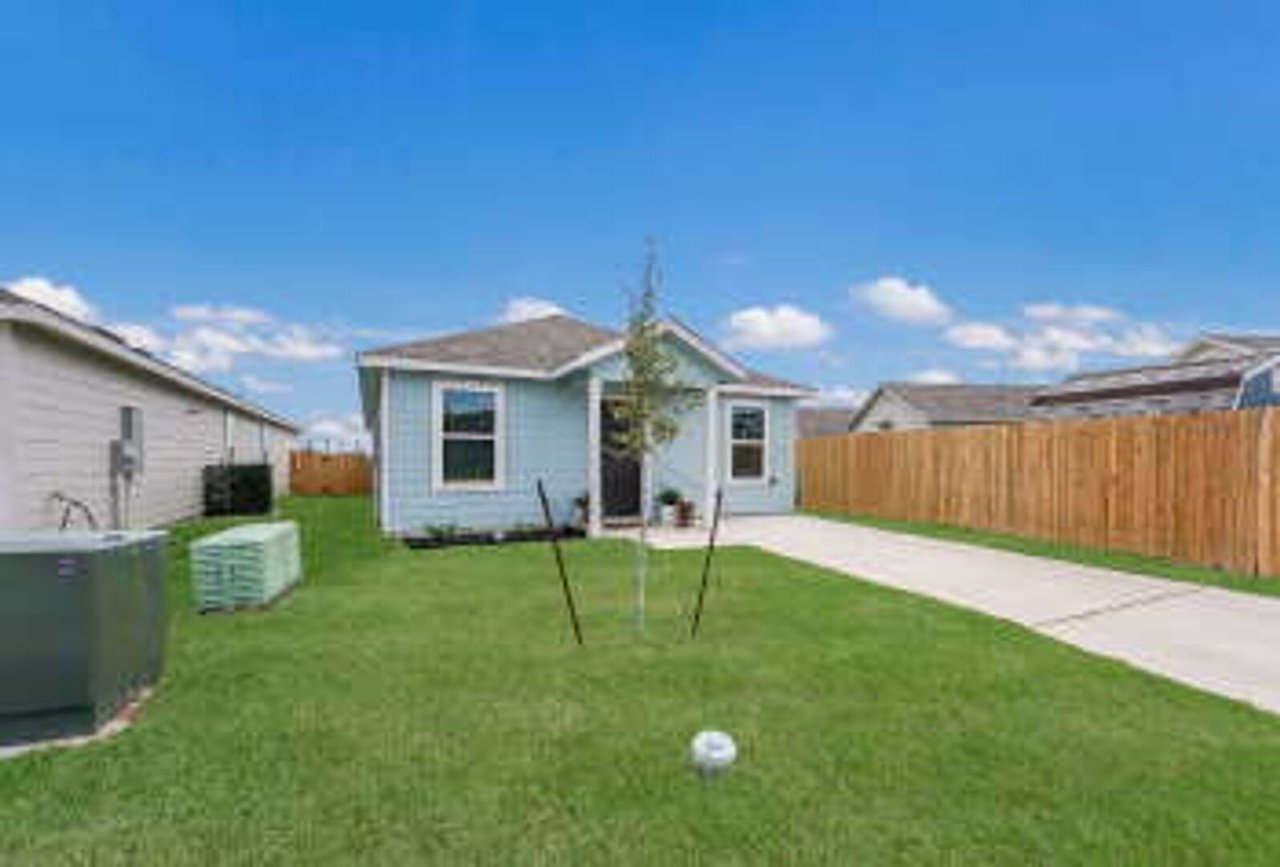 13012 Hancock Pool Converse, TX 78109