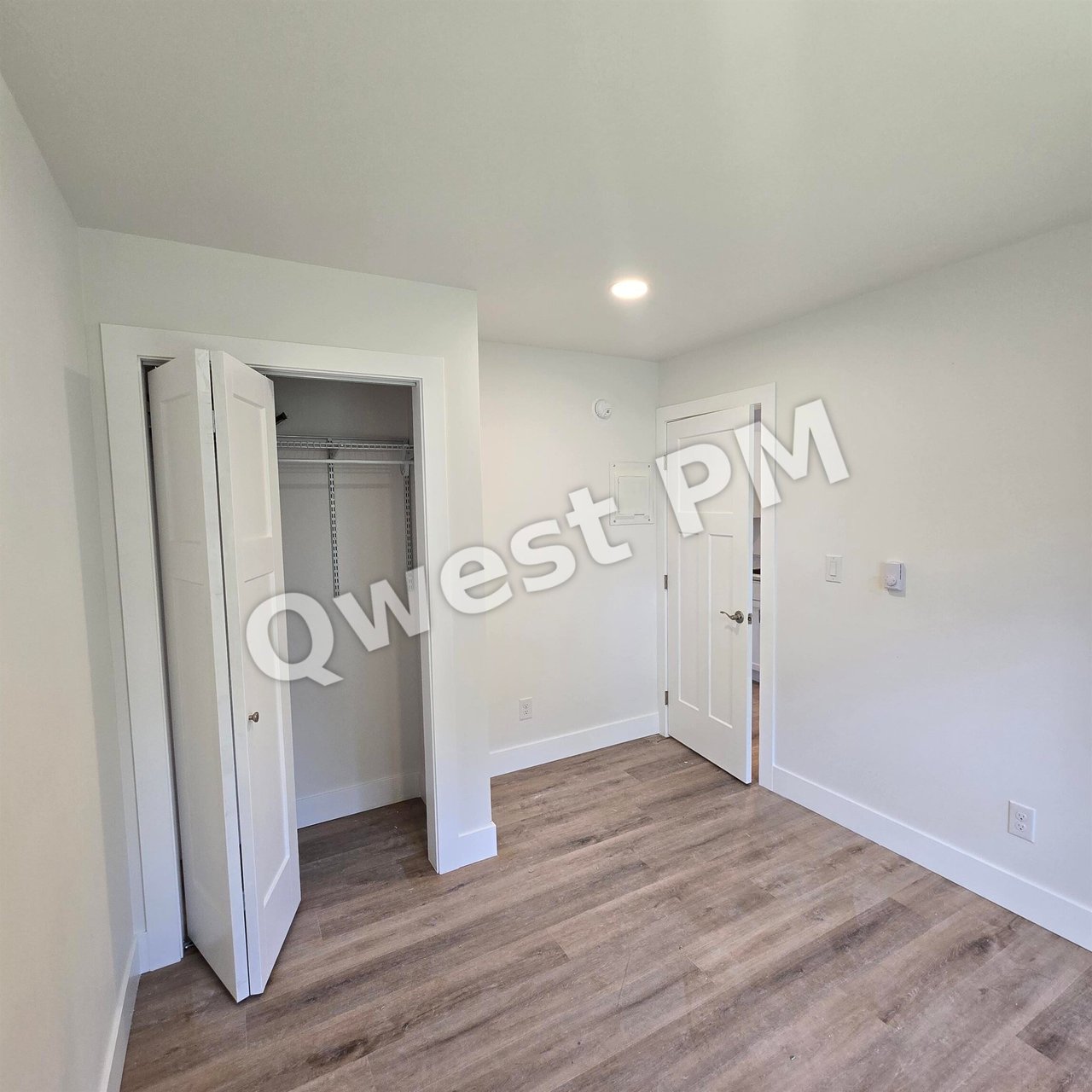 8528 Valley Rd #15
