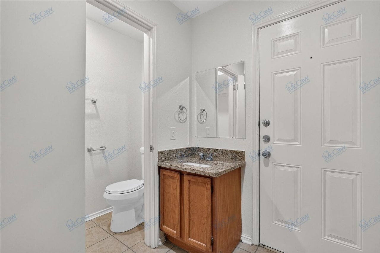 210 Rolston Rd Unit 2 Irving, TX 75060