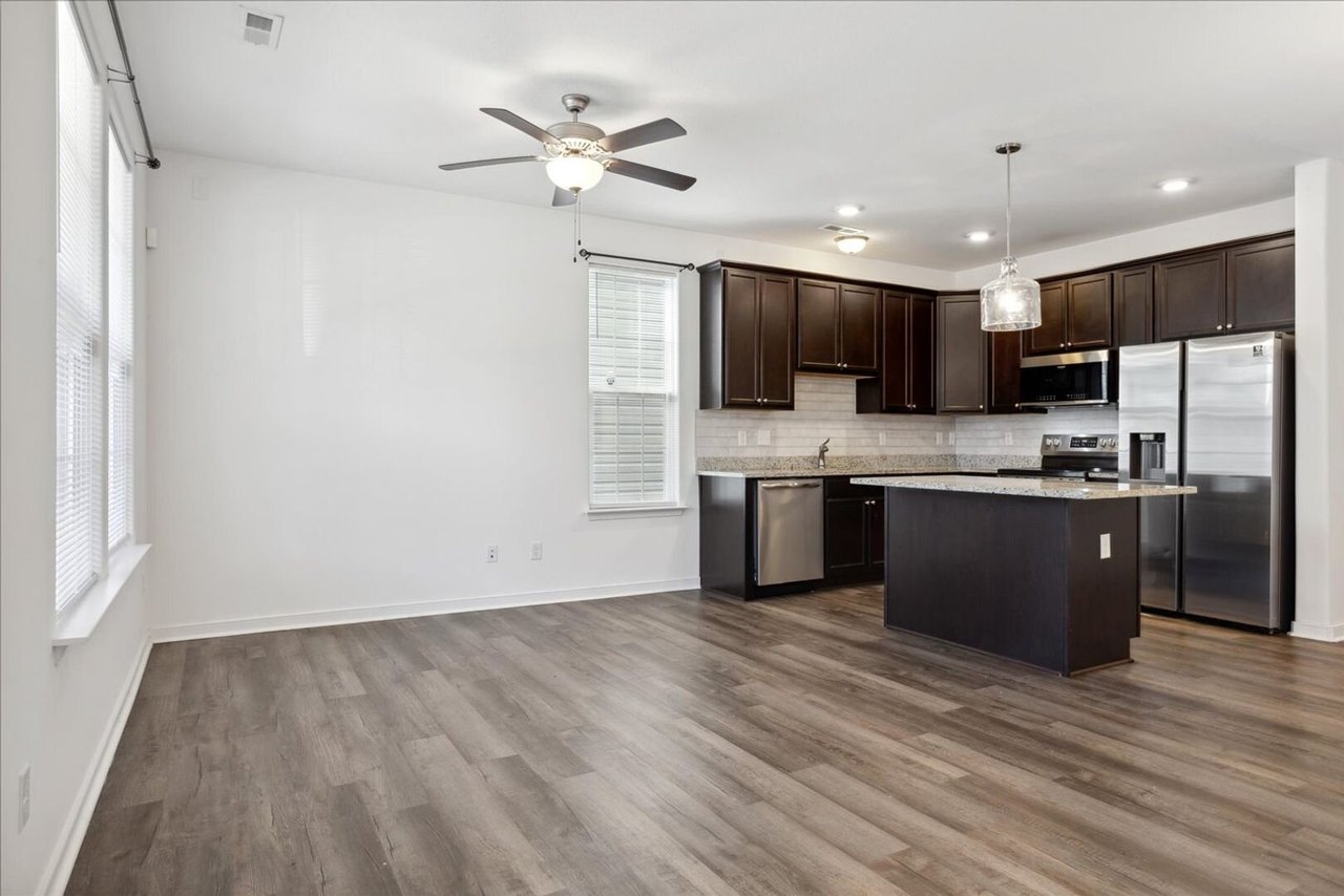 1414 Waltham Lane Newport News, VA 23608