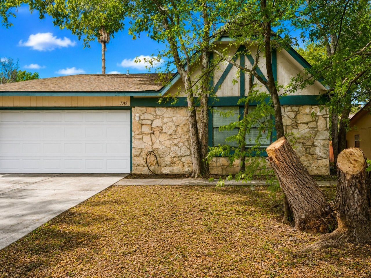 7315 Ridge Beach Converse, TX 78109