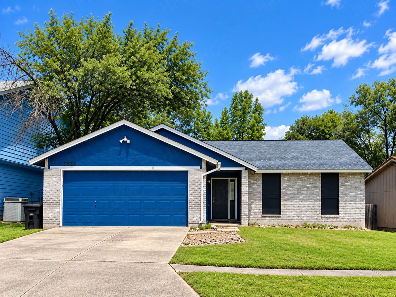 5530 Sunup Dr San Antonio, TX 78233