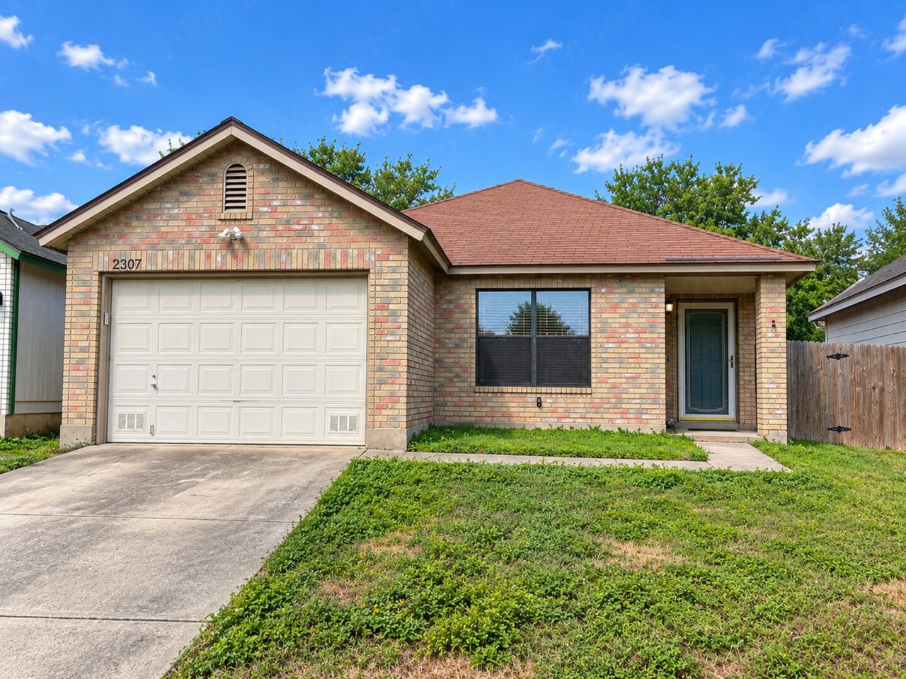 2307 Dalhart Pass San Antonio, TX 78245