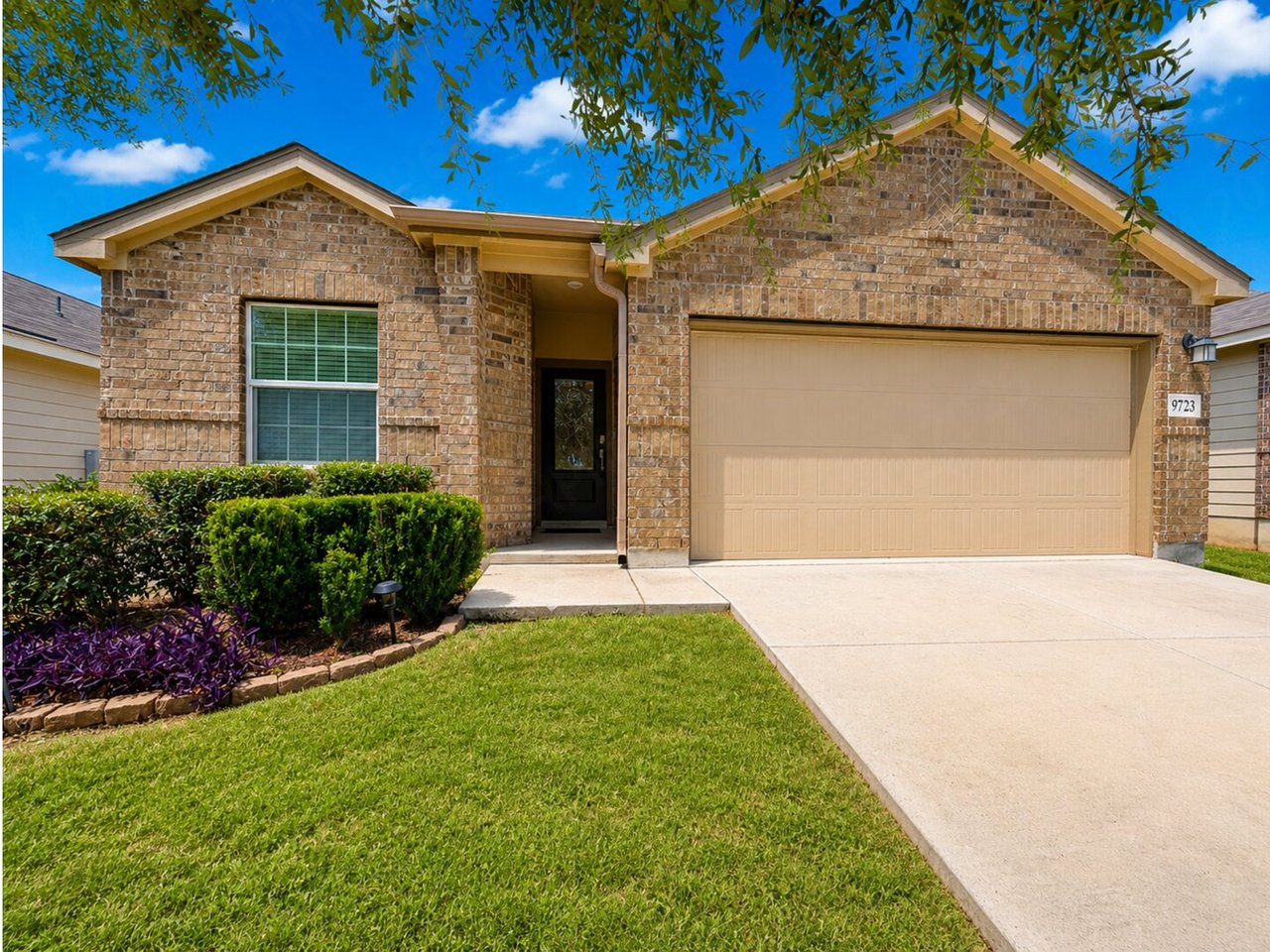 9723 Morgans Mills San Antonio, TX 78254