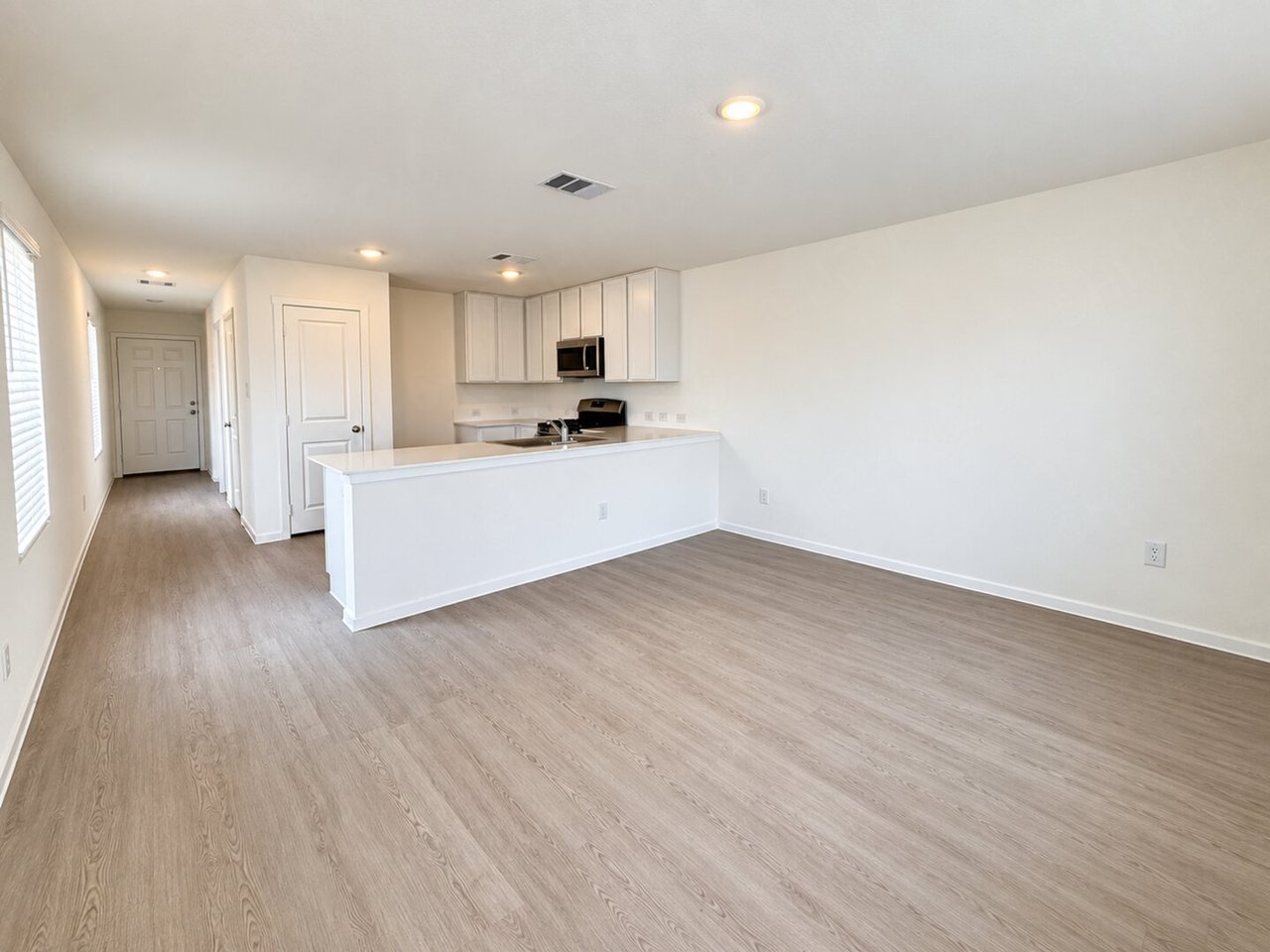 6609 Dali Bnd San Antonio, TX 78263