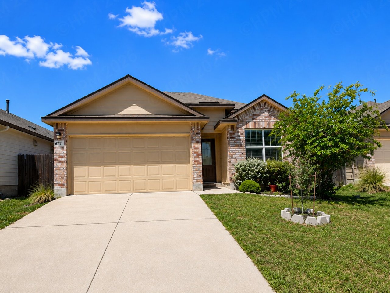 6711 Hoffman Plain San Antonio, TX 78252