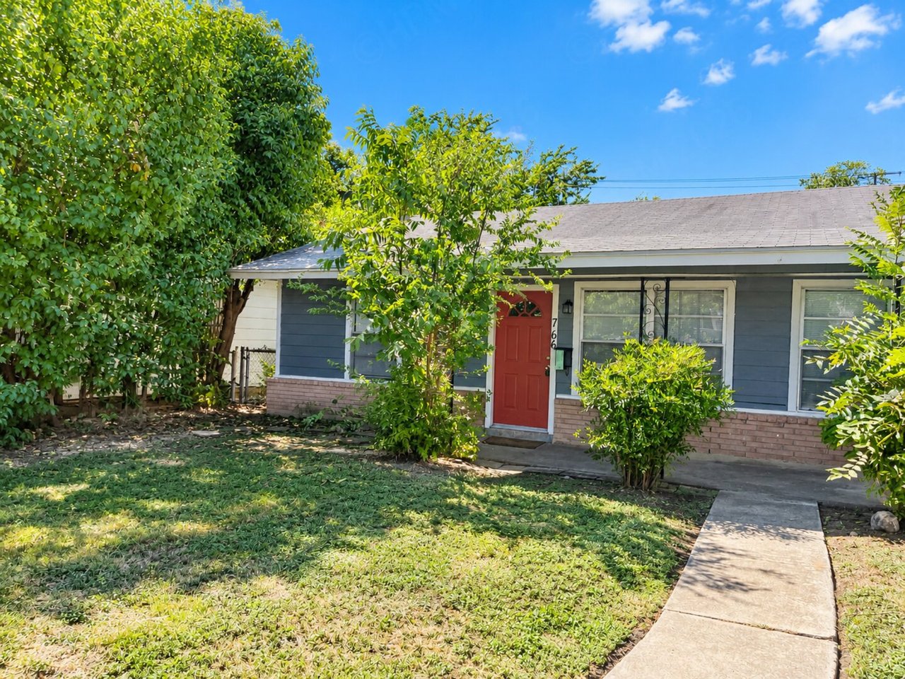 766 Edgebrook San Antonio, TX 78213