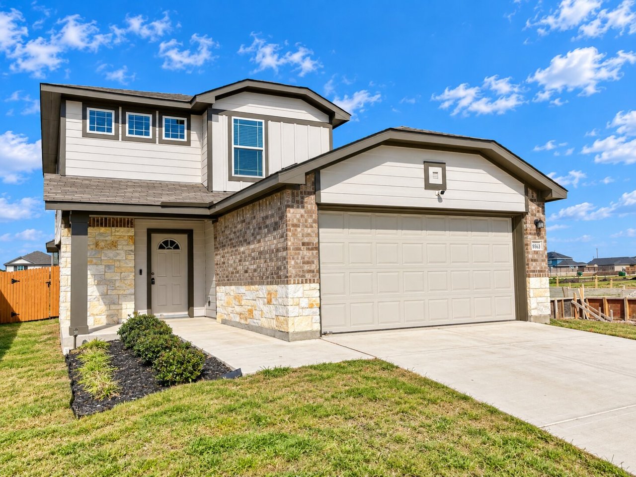 8563 Redhawk Loop San Antonio, TX 78222