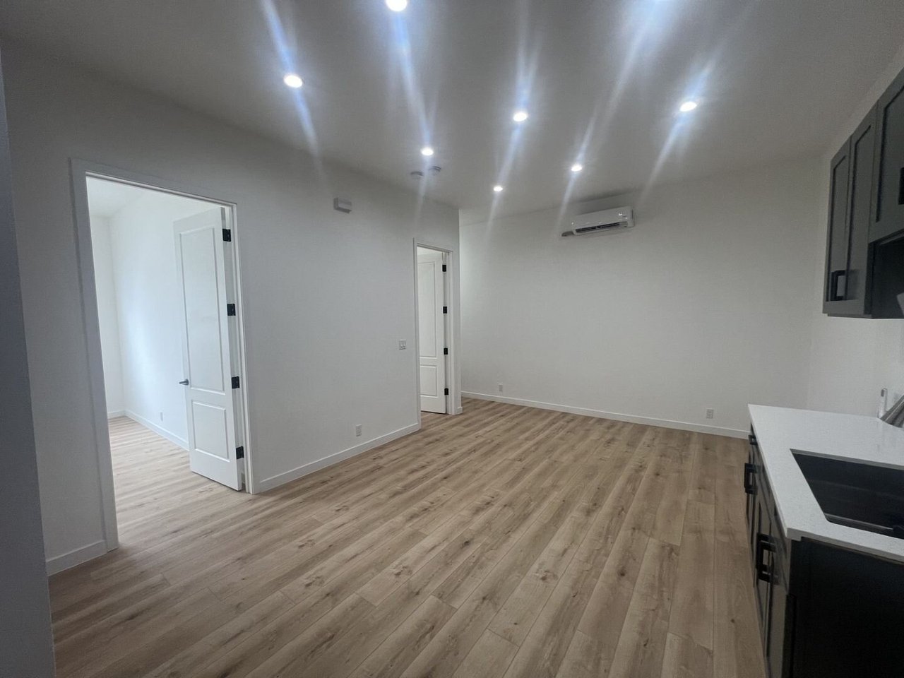 5512 LONG BEACH BLVD - B LONG BEACH, CA 90805