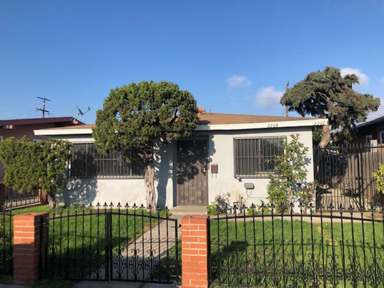 2268 MYRTLE AVE LONG BEACH, CA 90806