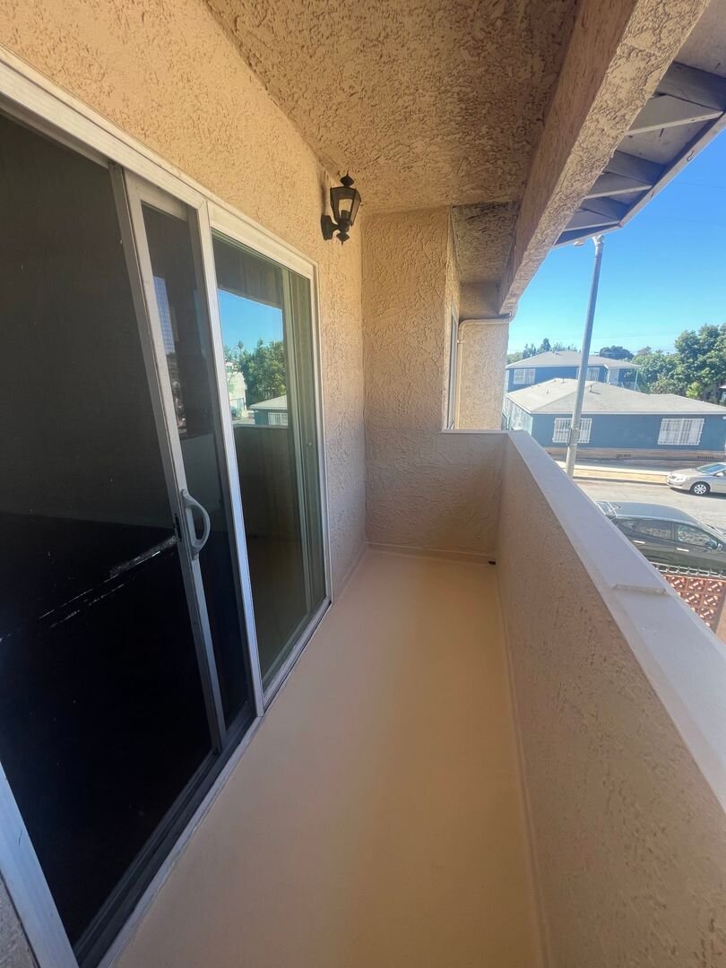 2190 LOCUST AVE - 5 LONG BEACH, CA 90806