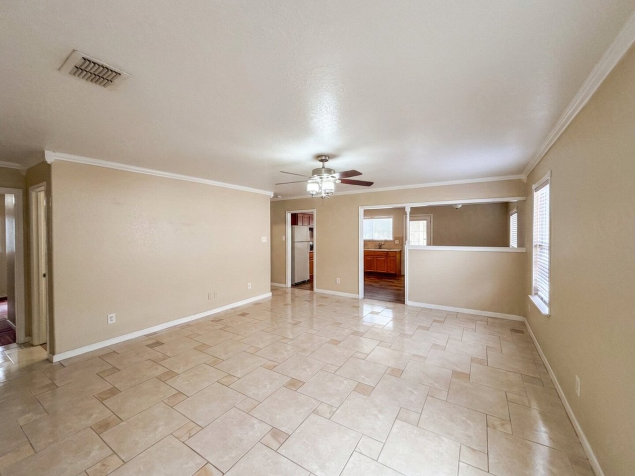 8610 Laguna Rio San Antonio, TX 78251