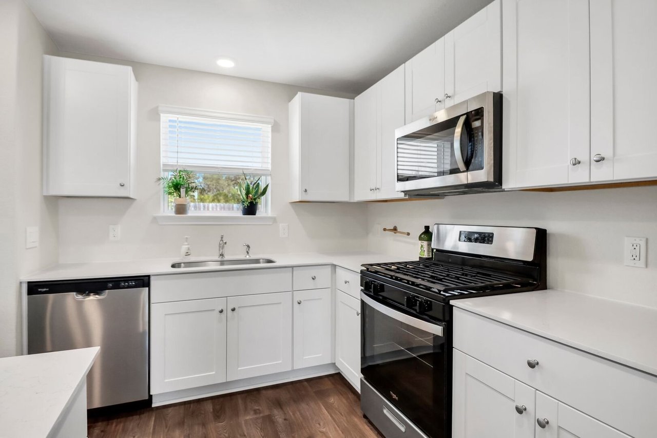 14307 Little Sandstone San Antonio, TX 78253