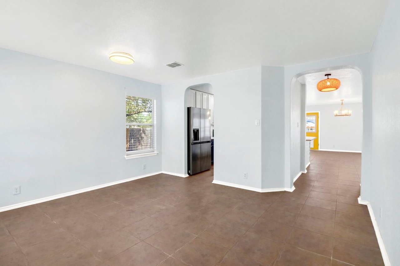 406 Reba Converse, TX 78109