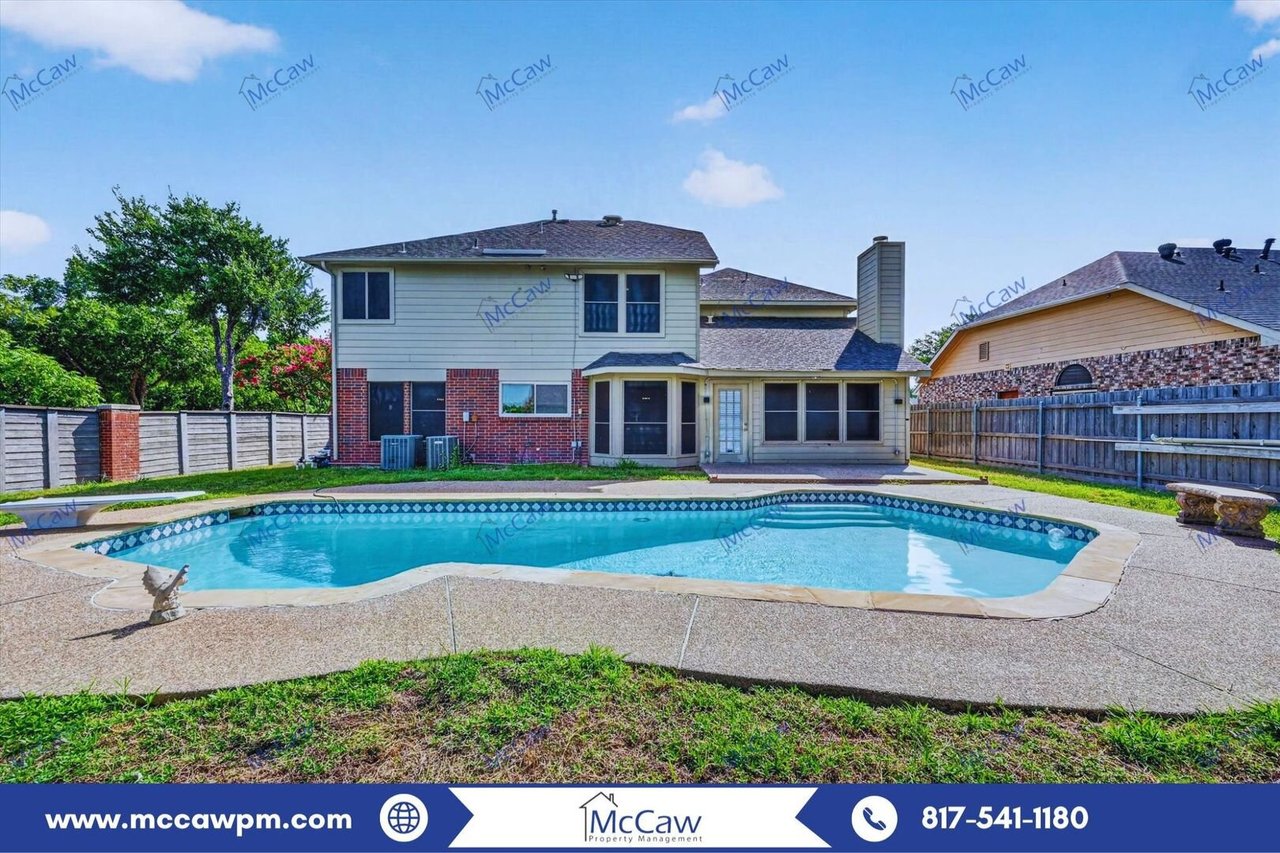 4301 Hudson Ave. Grand Prairie, TX 75052