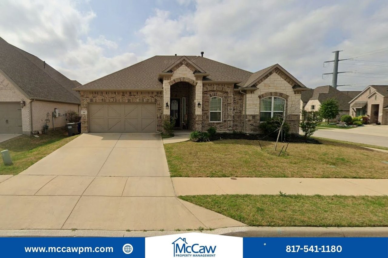 301 Oak Hollow Way Little Elm, TX 75068