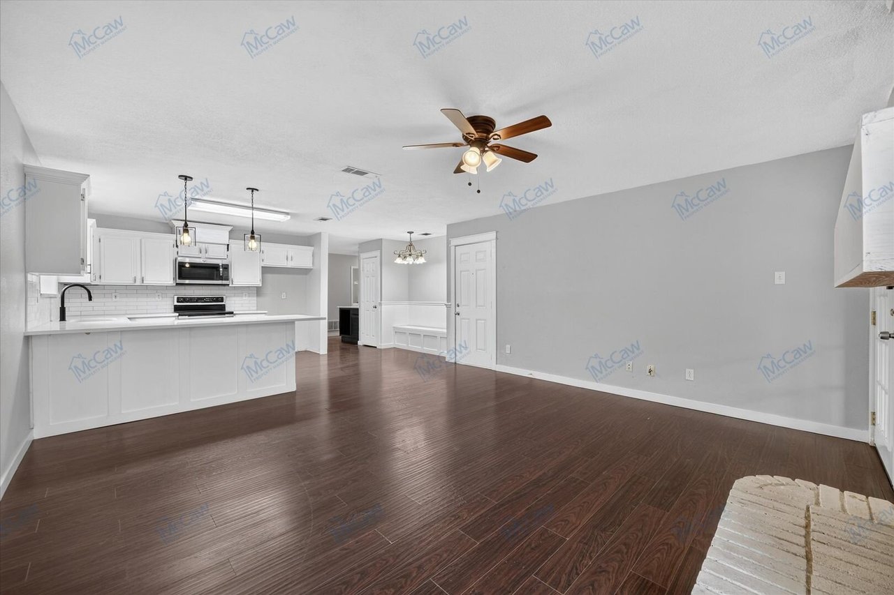 7001 Bentley Ave. Fort Worth, TX 76137