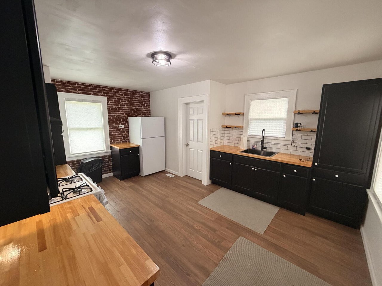 3142 W 33rd St Cleveland, OH 44109