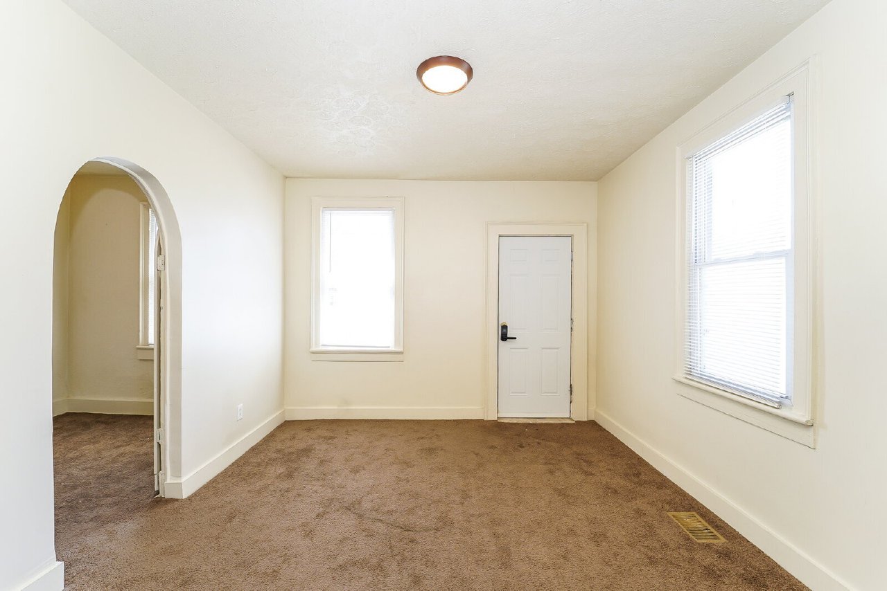 3460 Erin Ave Down Unit Cleveland OH 44113 - 3460 Erin Ave, Cleveland