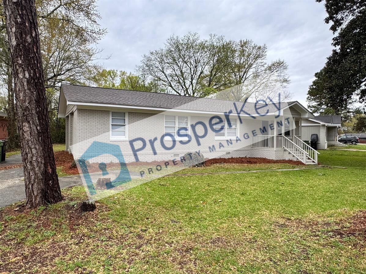 3622 Vivian Ln