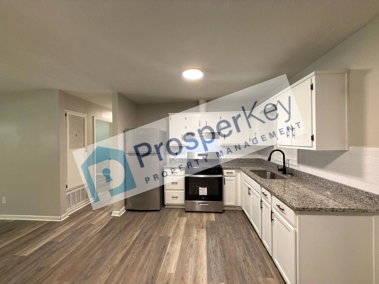 710 Greenbrier Dr