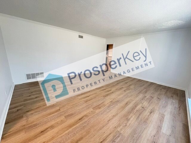 2215 Biltmore Ave