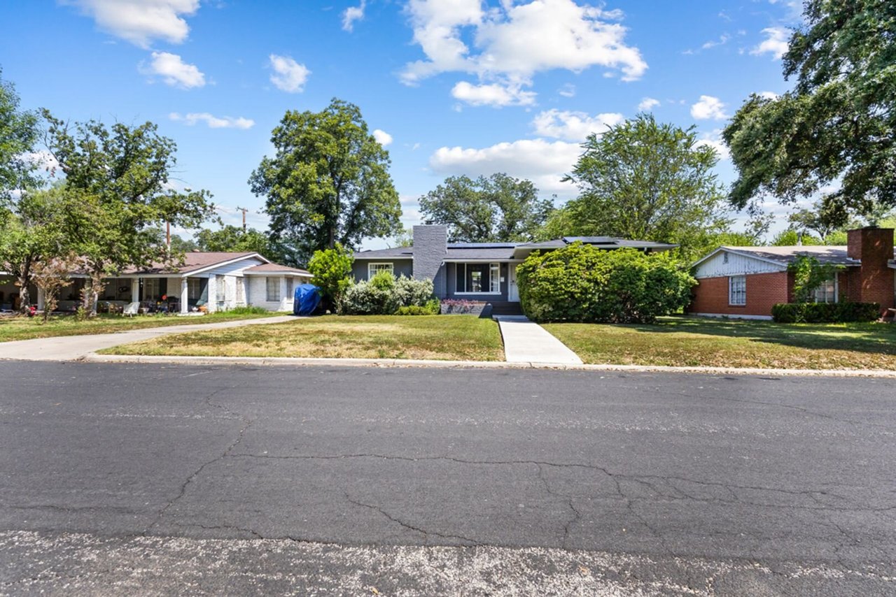 163 Cromwell San Antonio, TX 78228