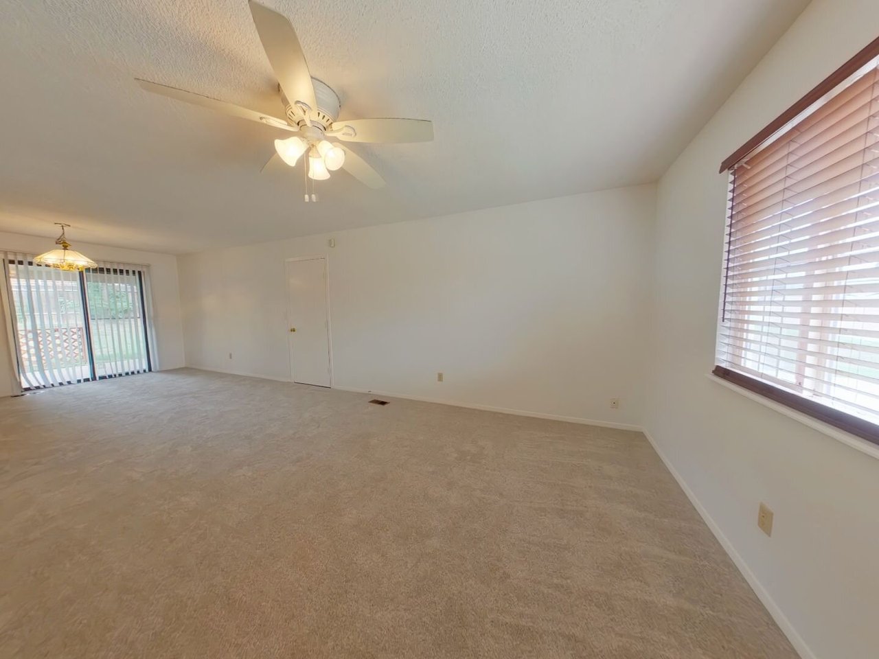 2114 Shawnee Drive Colorado Springs, CO 80915