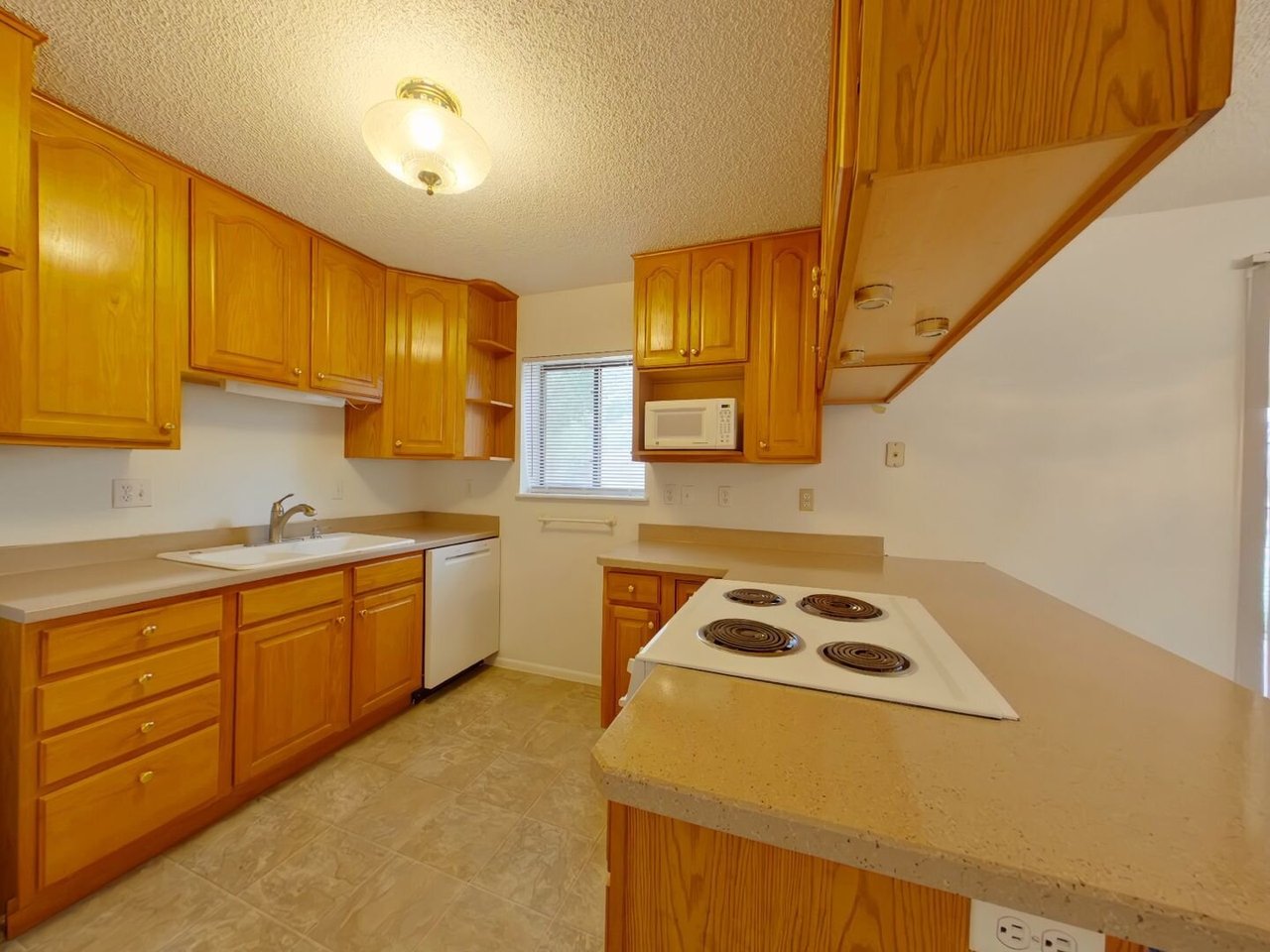 2114 Shawnee Drive Colorado Springs, CO 80915