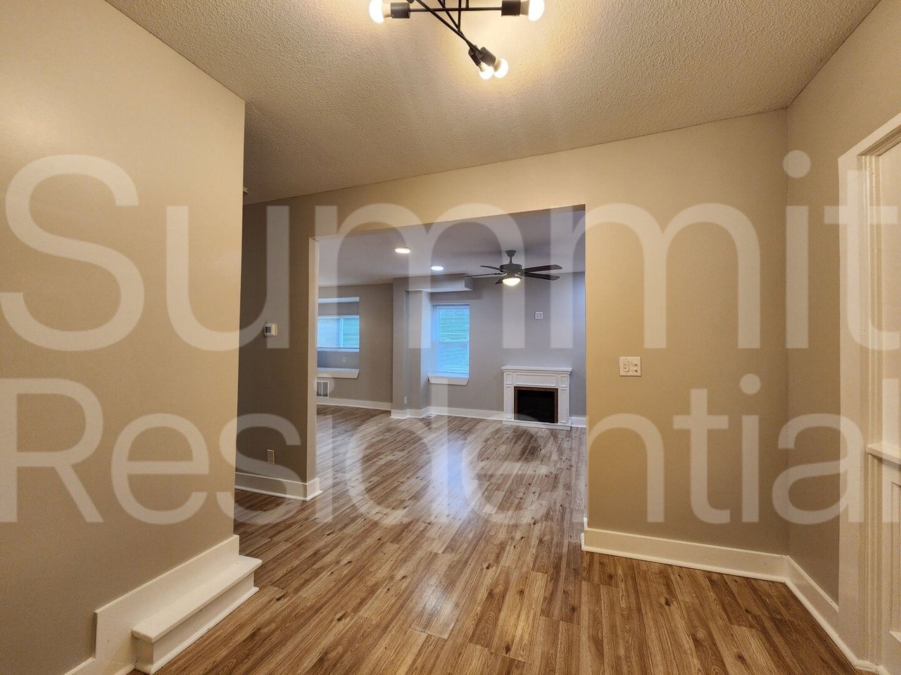 3309 S Benton Ave Kansas City, MO 64128