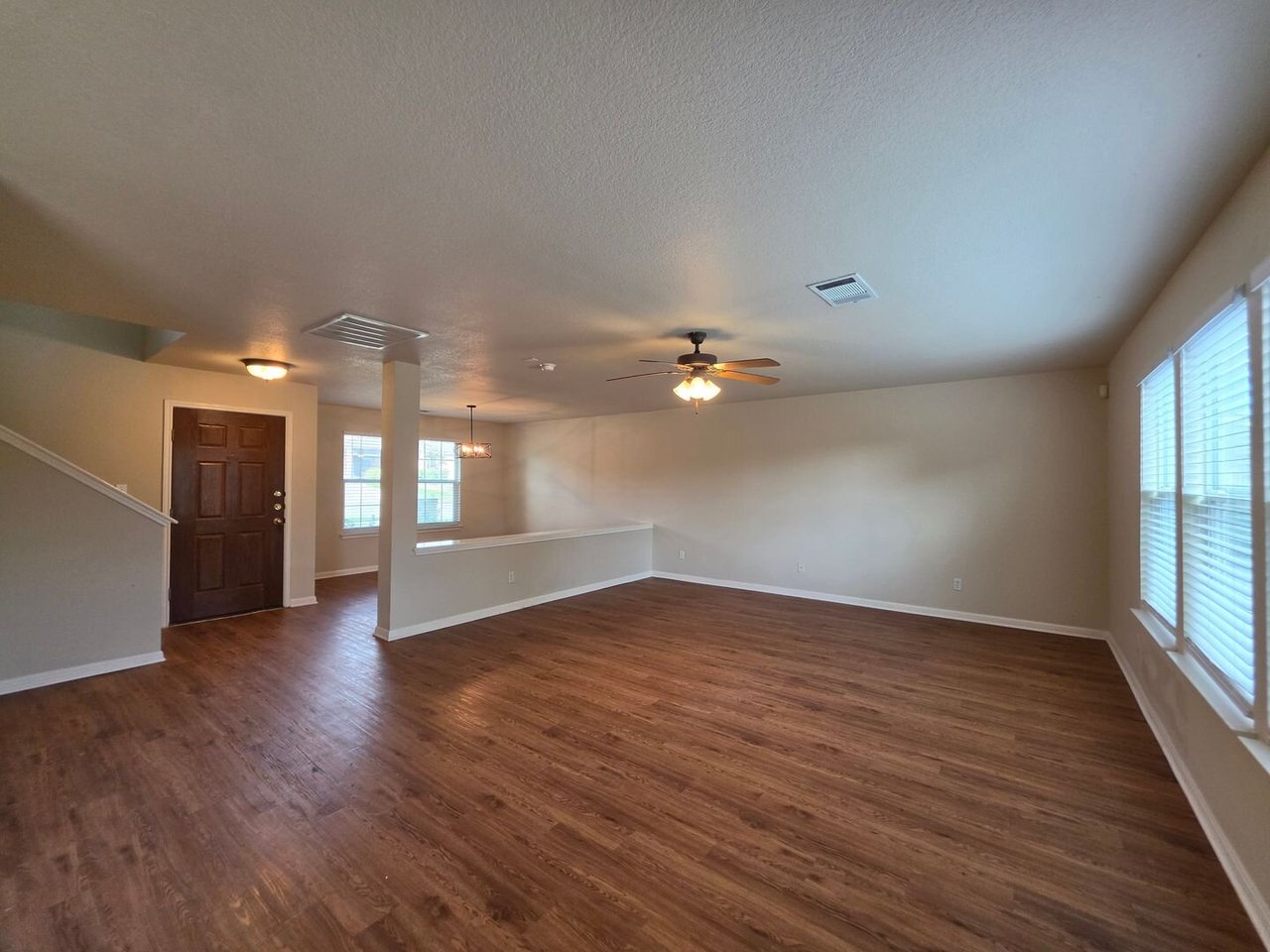137 Hidden Fawn Cibolo, TX 78108