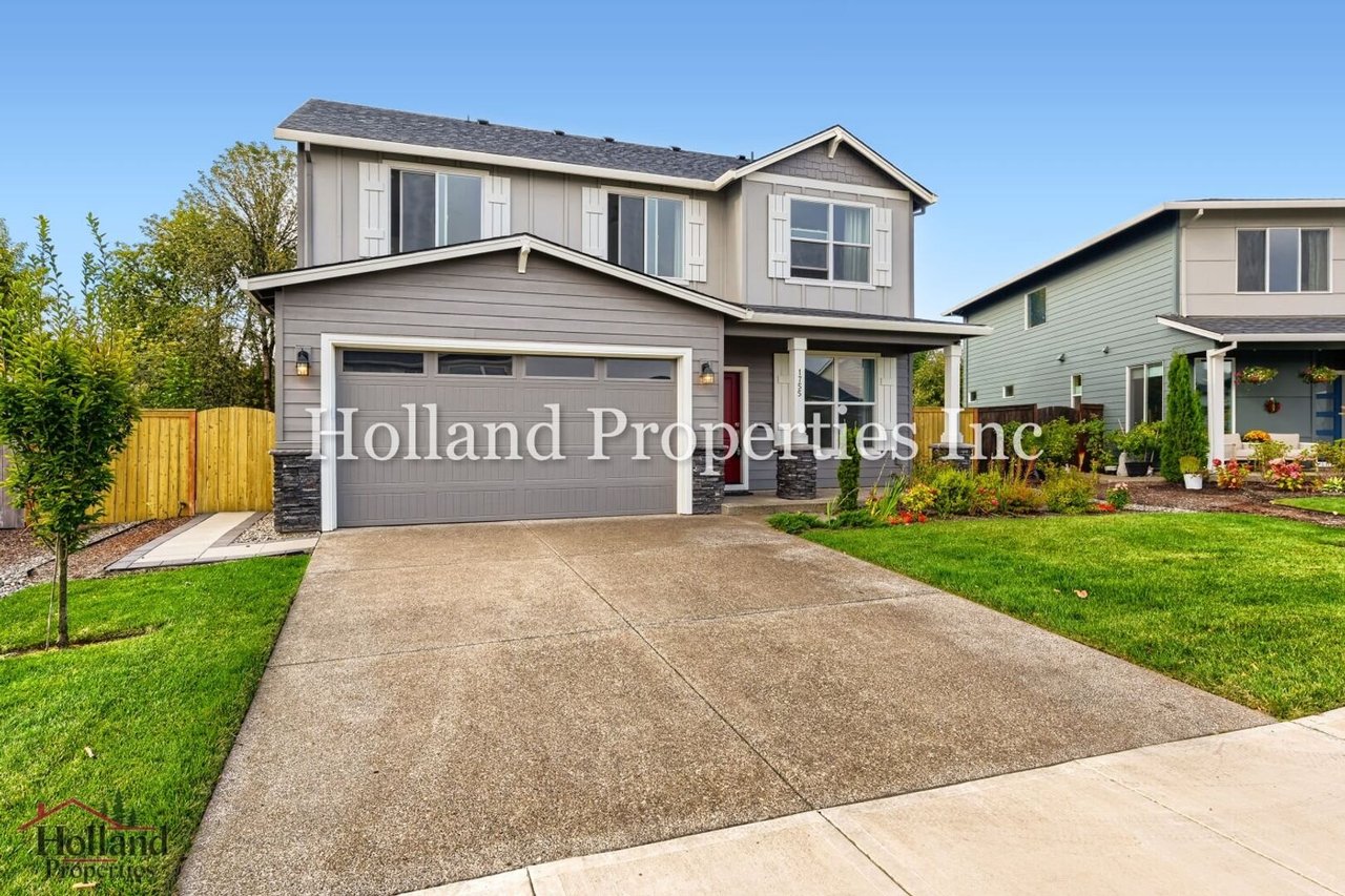 1755 S Quartz Dr Cornelius, OR 97113