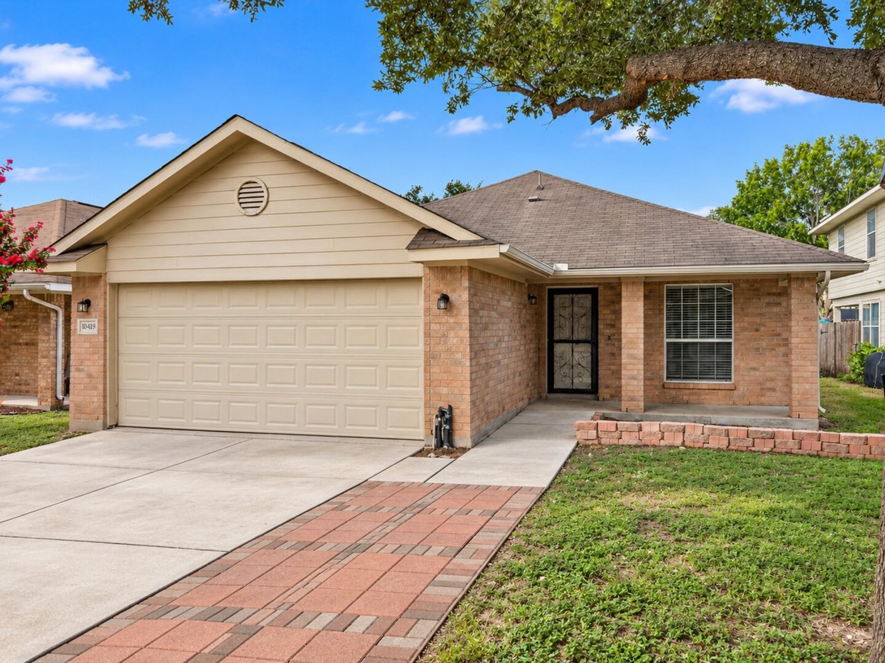 10419 Goldcrest Mill San Antonio, TX 78239
