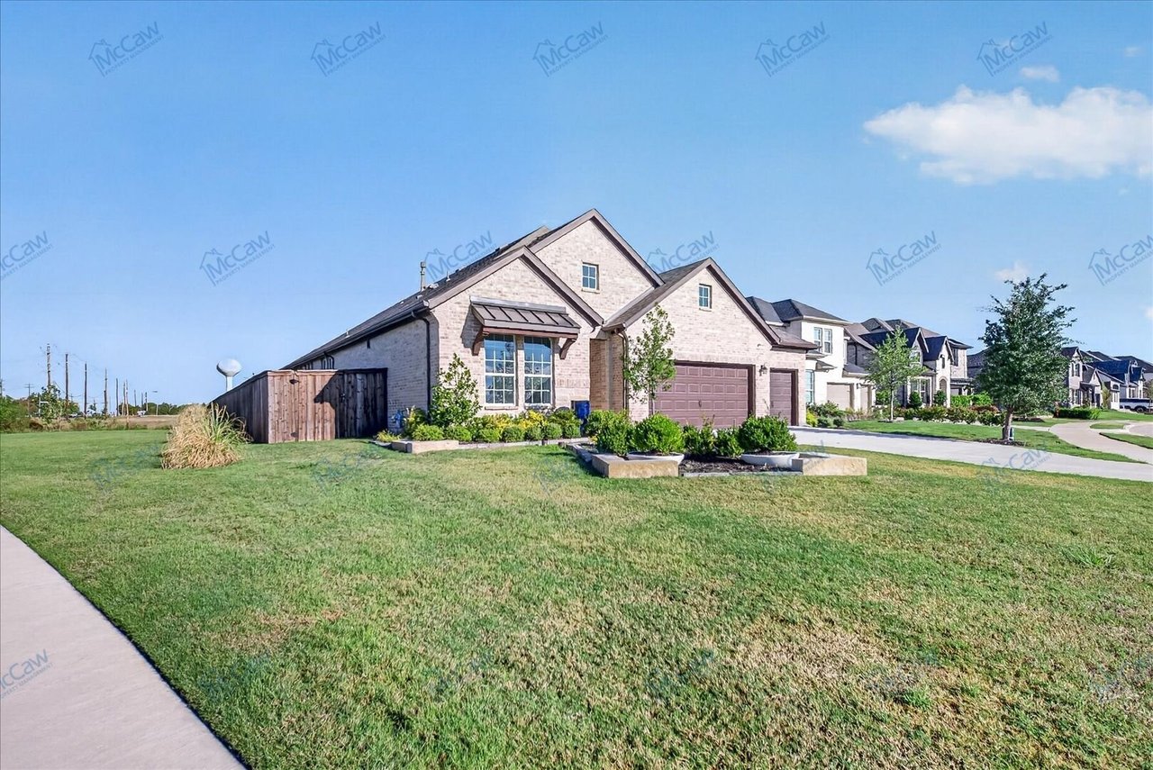 103 Heritage Hill Forney, TX 75126
