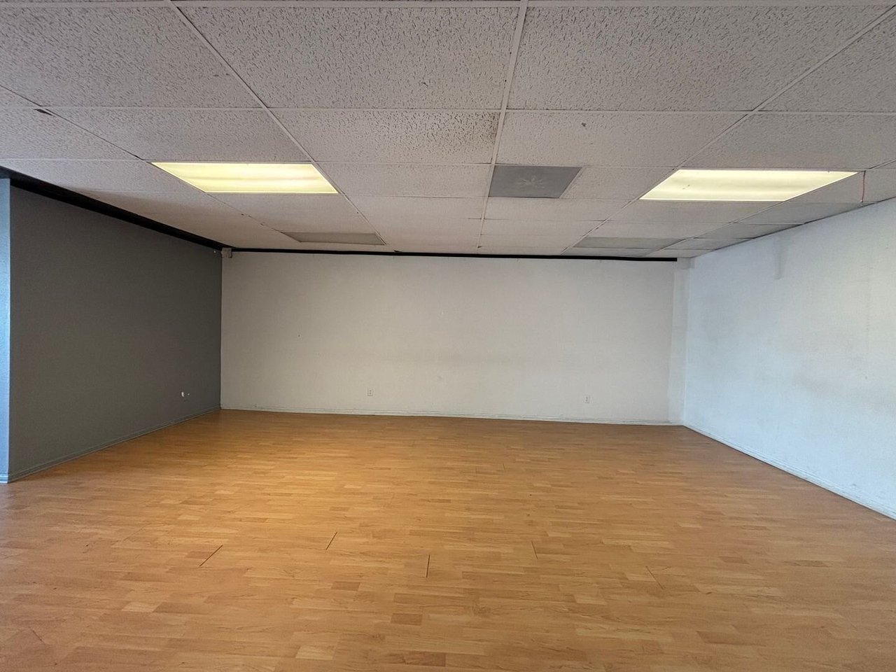 1727 N Vermont Ave , #211 Los Angeles, CA 90027