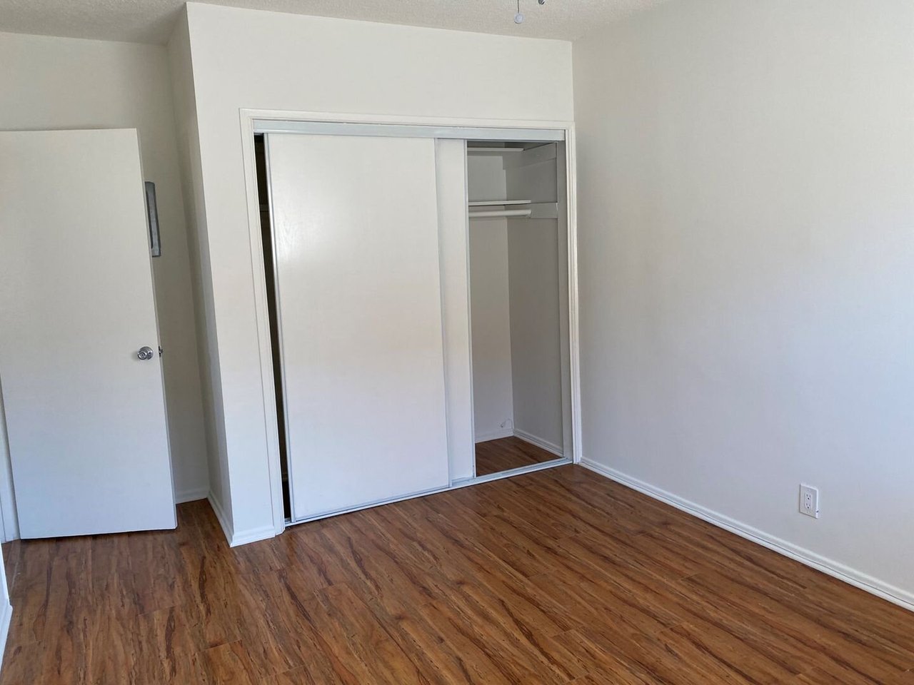 501 S 7th St. #E Burbank, CA 91501