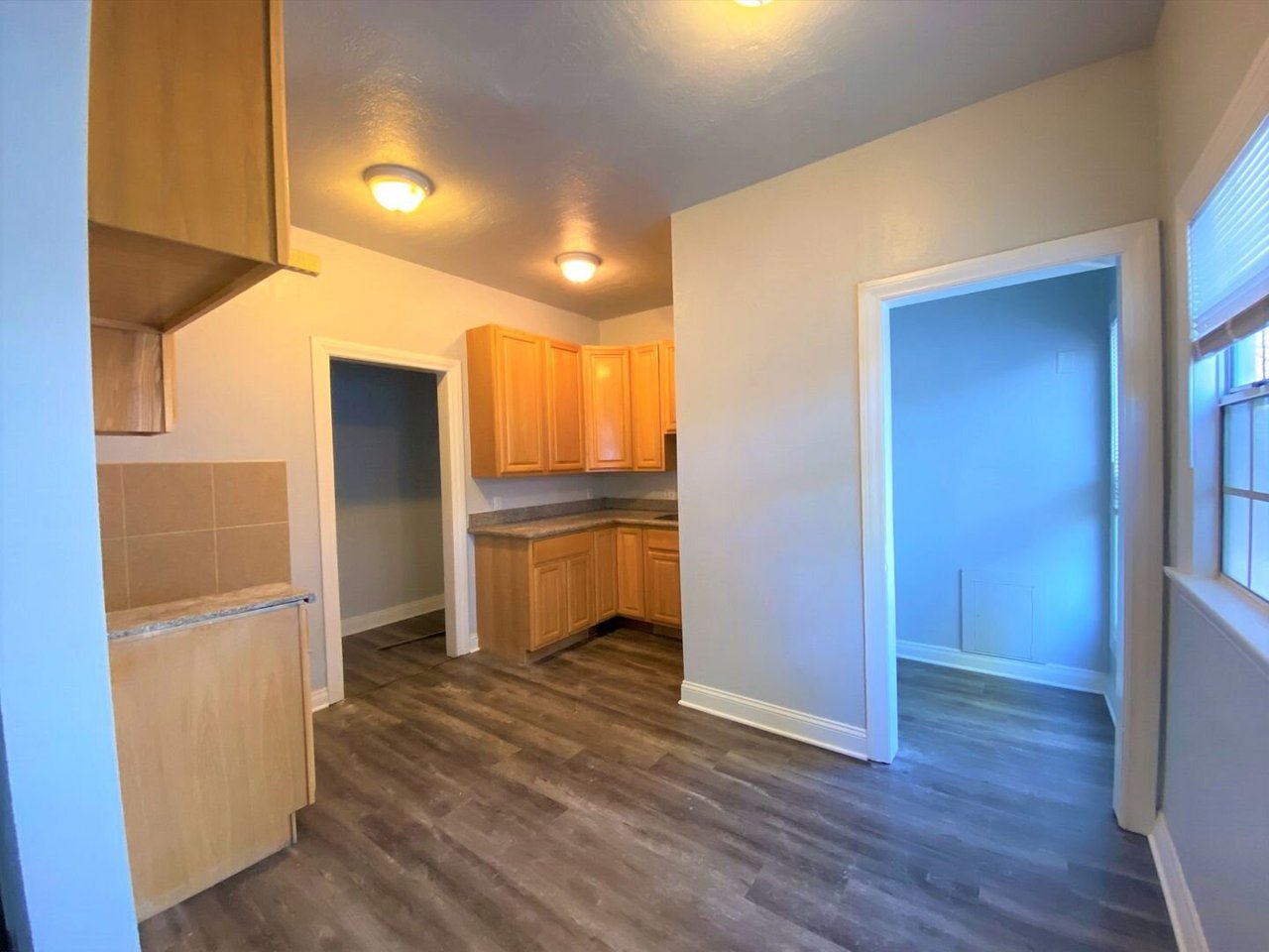 731 1/2 S Chevy Chase Dr. Glendale, CA 91205
