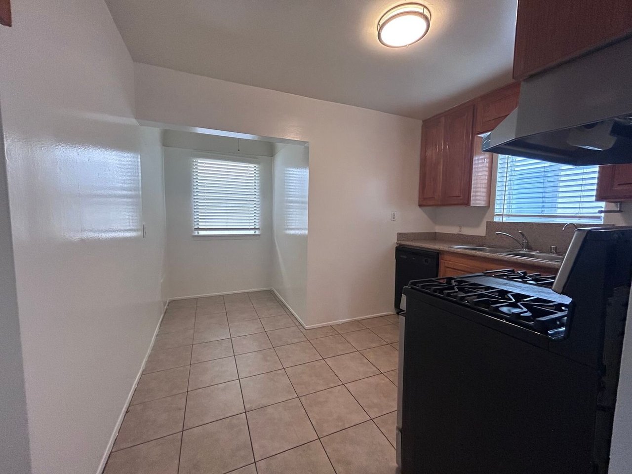 417 E. Elmwood Ave #A Burbank, CA 91501