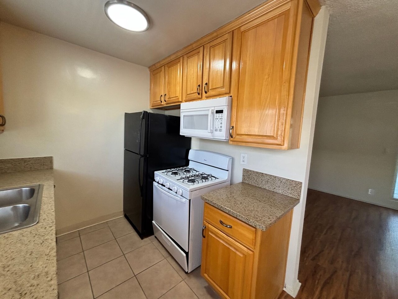 7766 Wyngate St #17 Tujunga, CA 91042