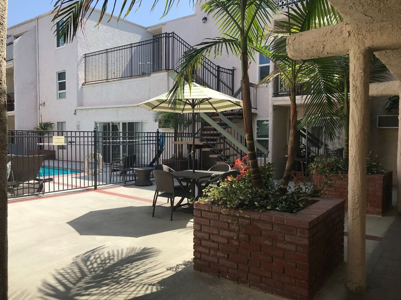 409 Burchett St #104 Glendale, CA 91203
