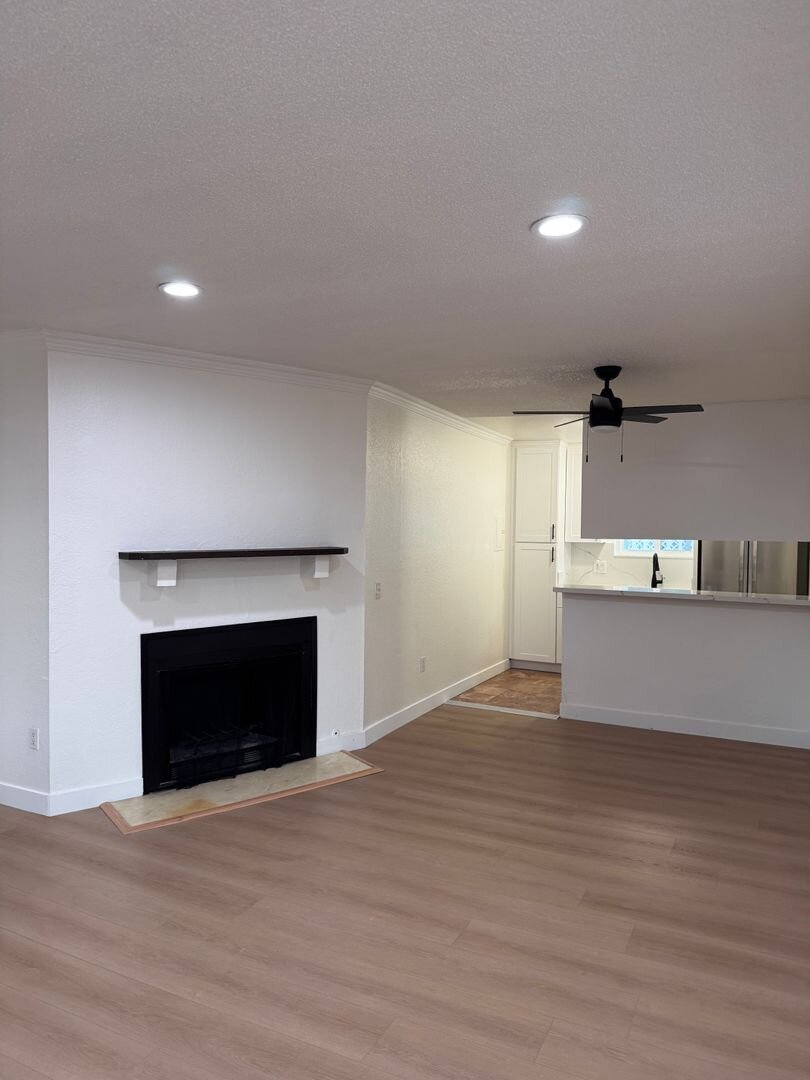 10635 Sherman Grove #18 Sunland, CA 91040