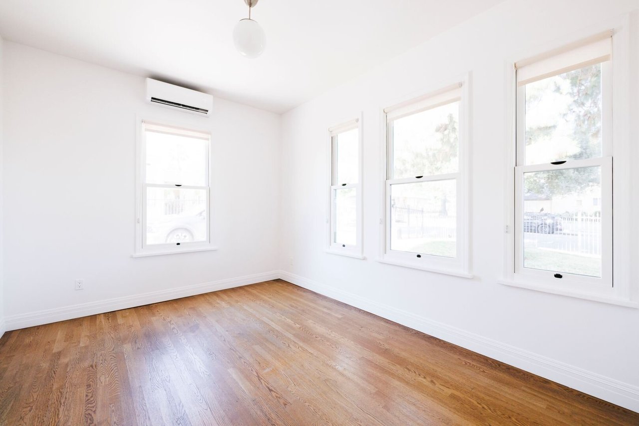 2191 El Sereno Ave Apt #8 Altadena, CA 91001