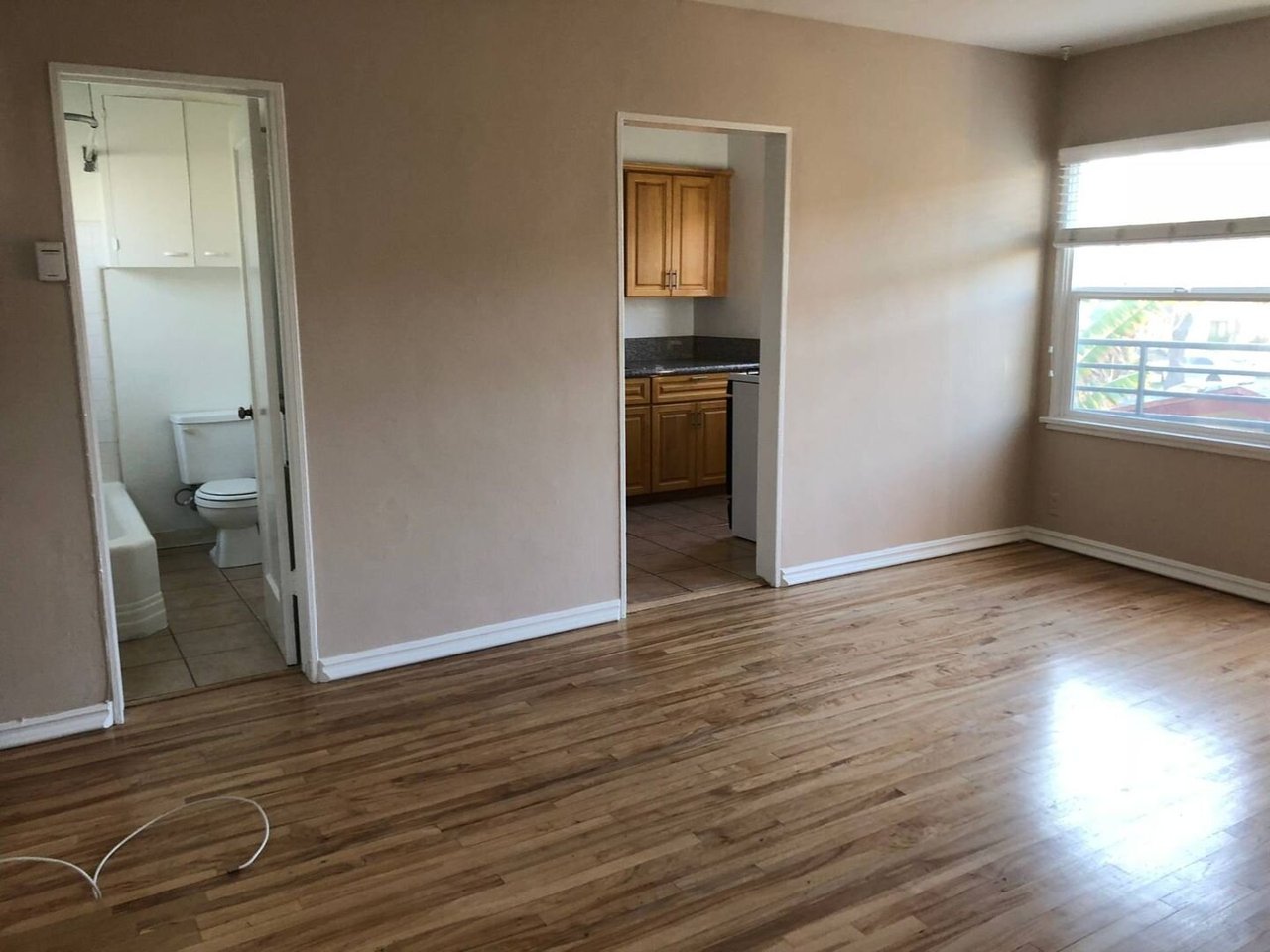709 S Louise St #A Glendale, CA 91205