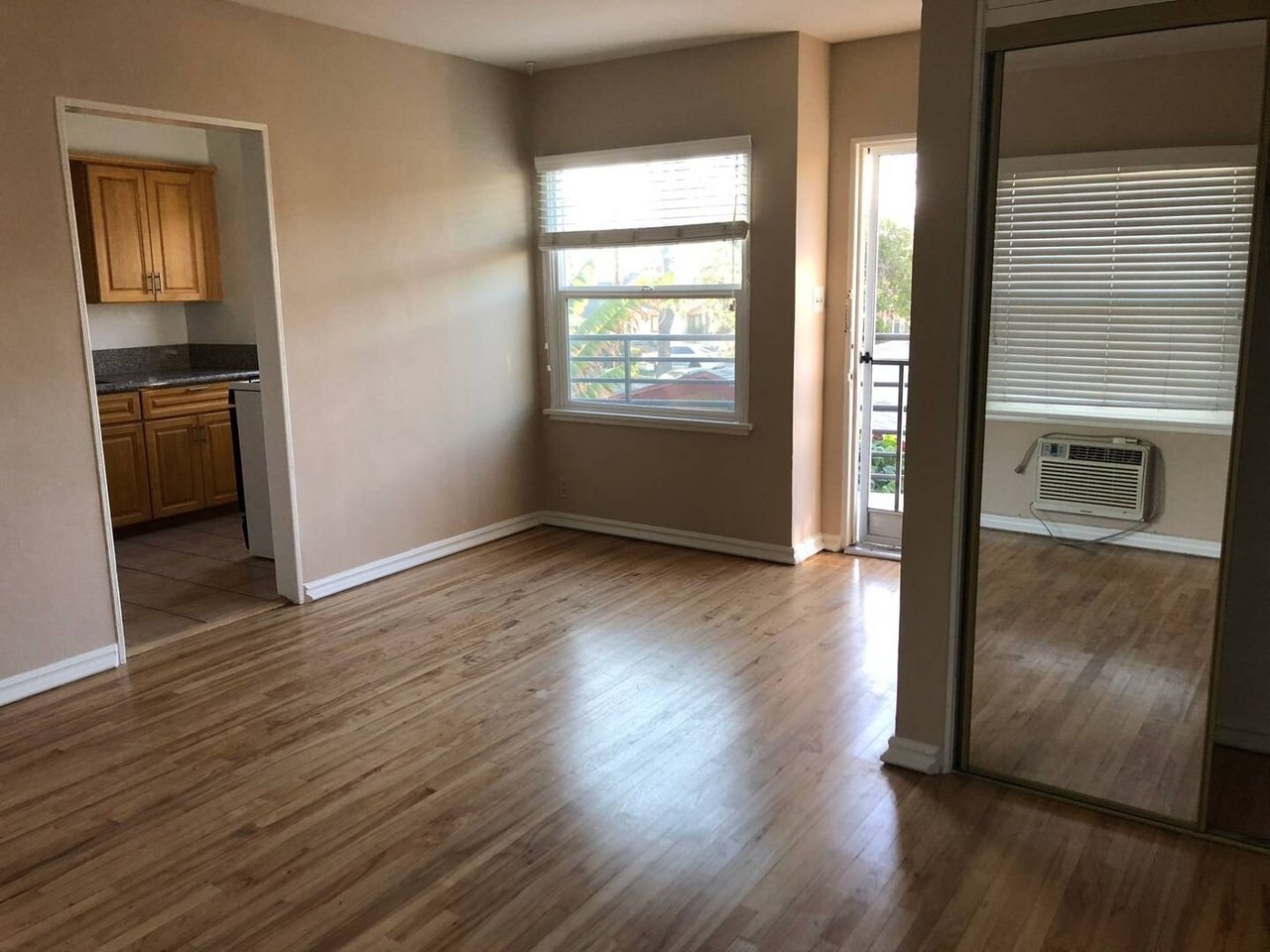 709 S Louise St #A Glendale, CA 91205