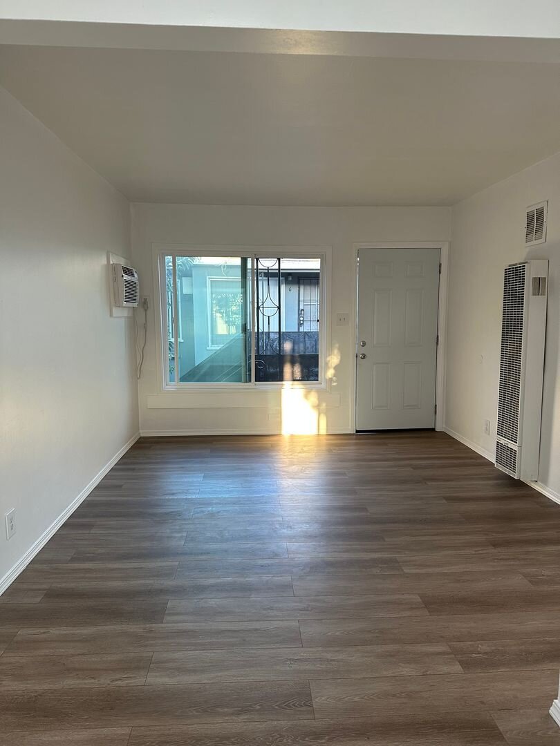 13226 Maclay St #6 San Fernando, CA 91340
