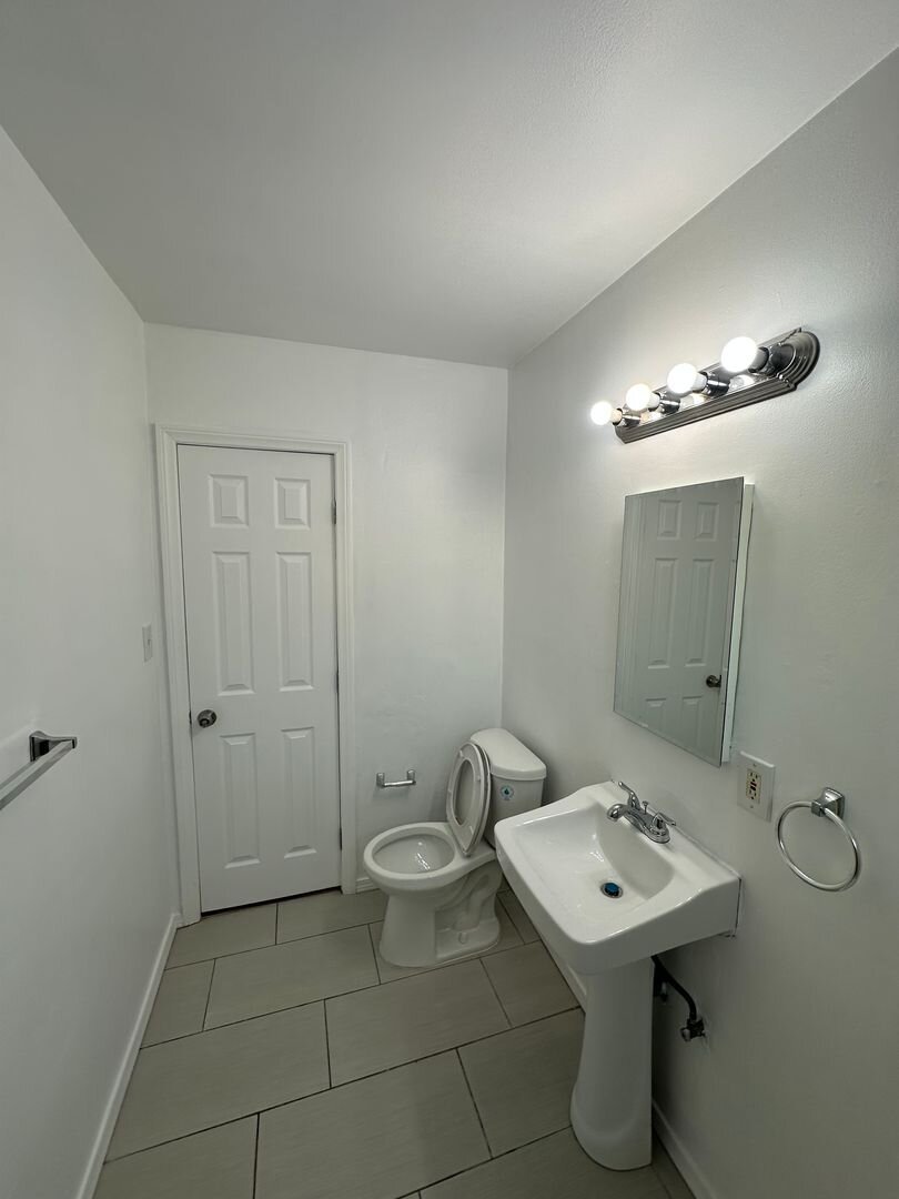 13226 Maclay St #6 San Fernando, CA 91340