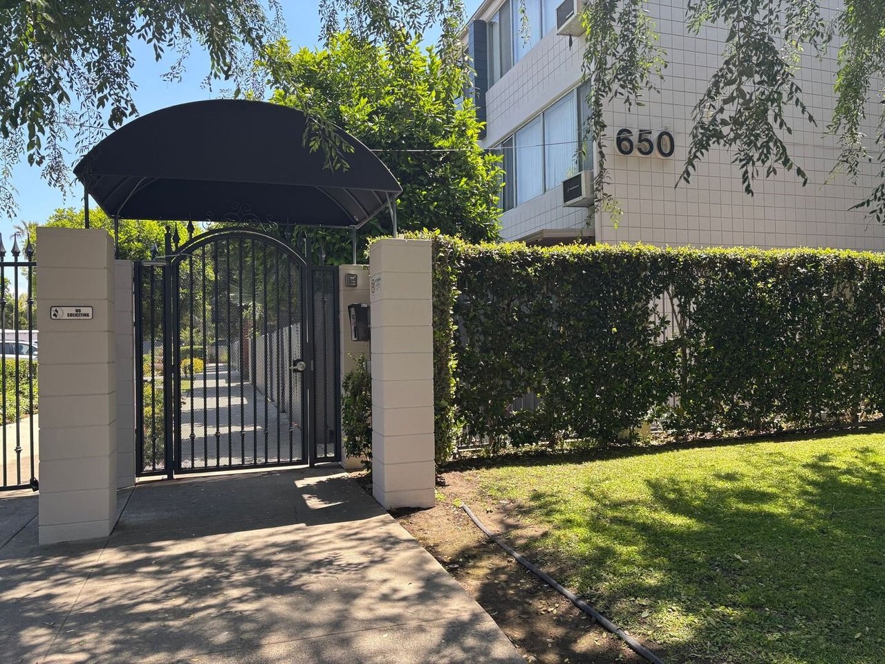 650 N Oakland Ave #101 Pasadena, CA 91101