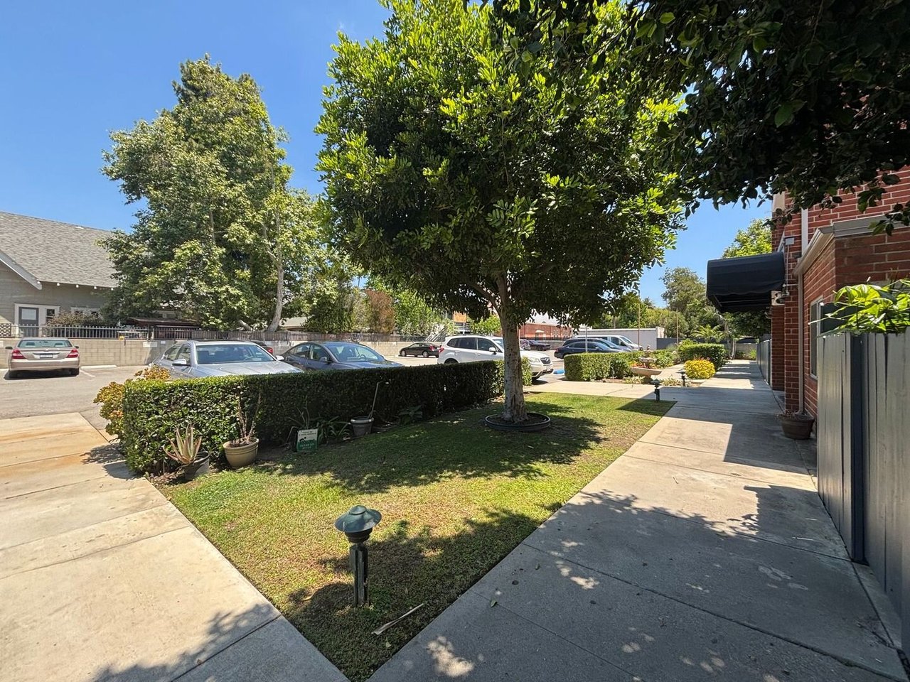 650 N Oakland Ave #101 Pasadena, CA 91101